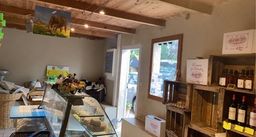 fournisseur de produits laitiers Montcuq